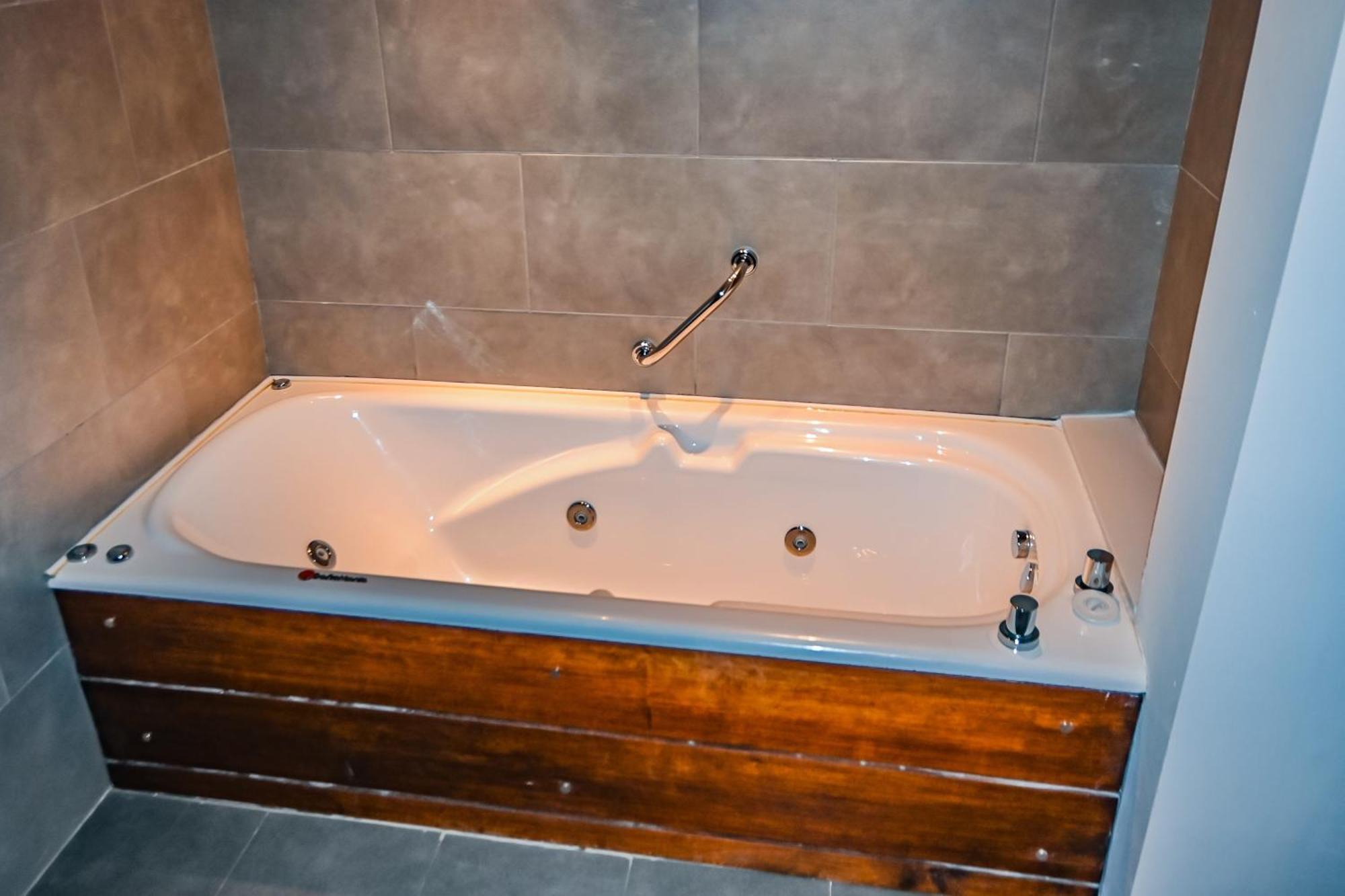 Hotel & Spa La Cheminee San Martín de los Andes Eksteriør billede