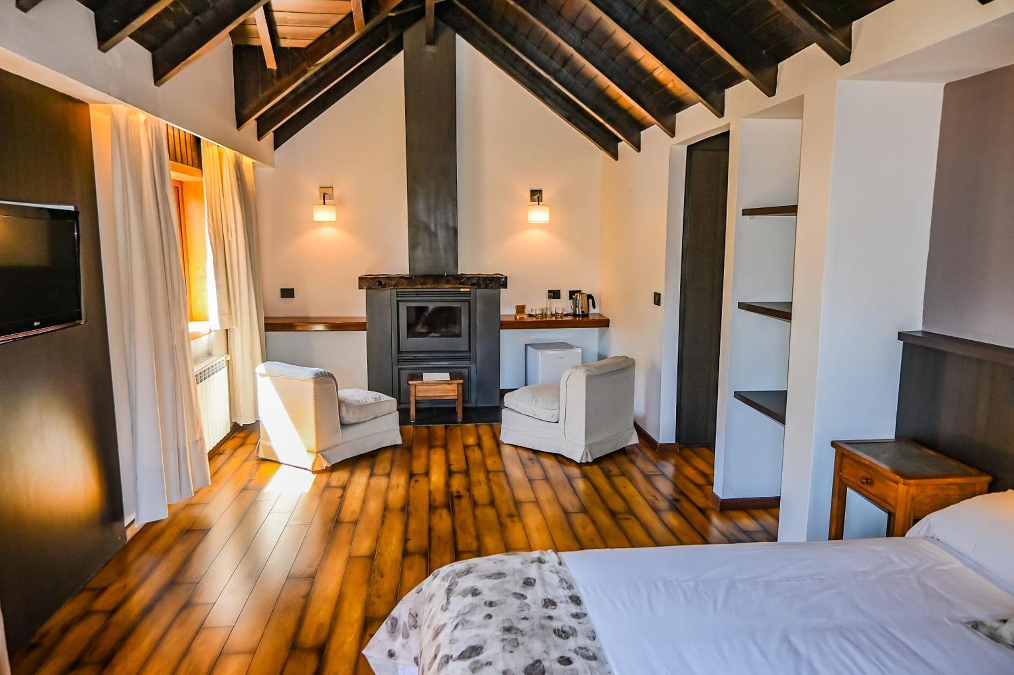 Hotel & Spa La Cheminee San Martín de los Andes Eksteriør billede