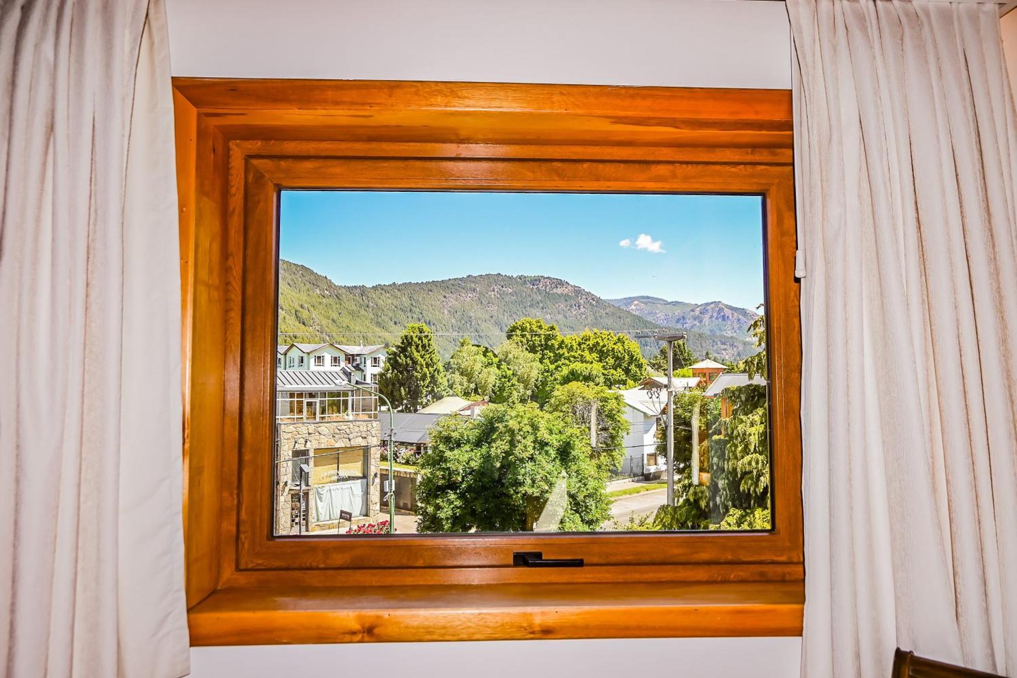 Hotel & Spa La Cheminee San Martín de los Andes Eksteriør billede